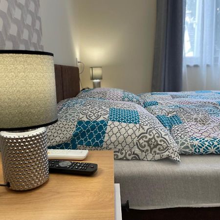 Kovacs Apartmanhaz Kiskunhalas Εξωτερικό φωτογραφία