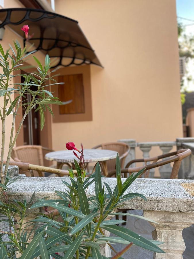 Kovacs Apartmanhaz Kiskunhalas Εξωτερικό φωτογραφία