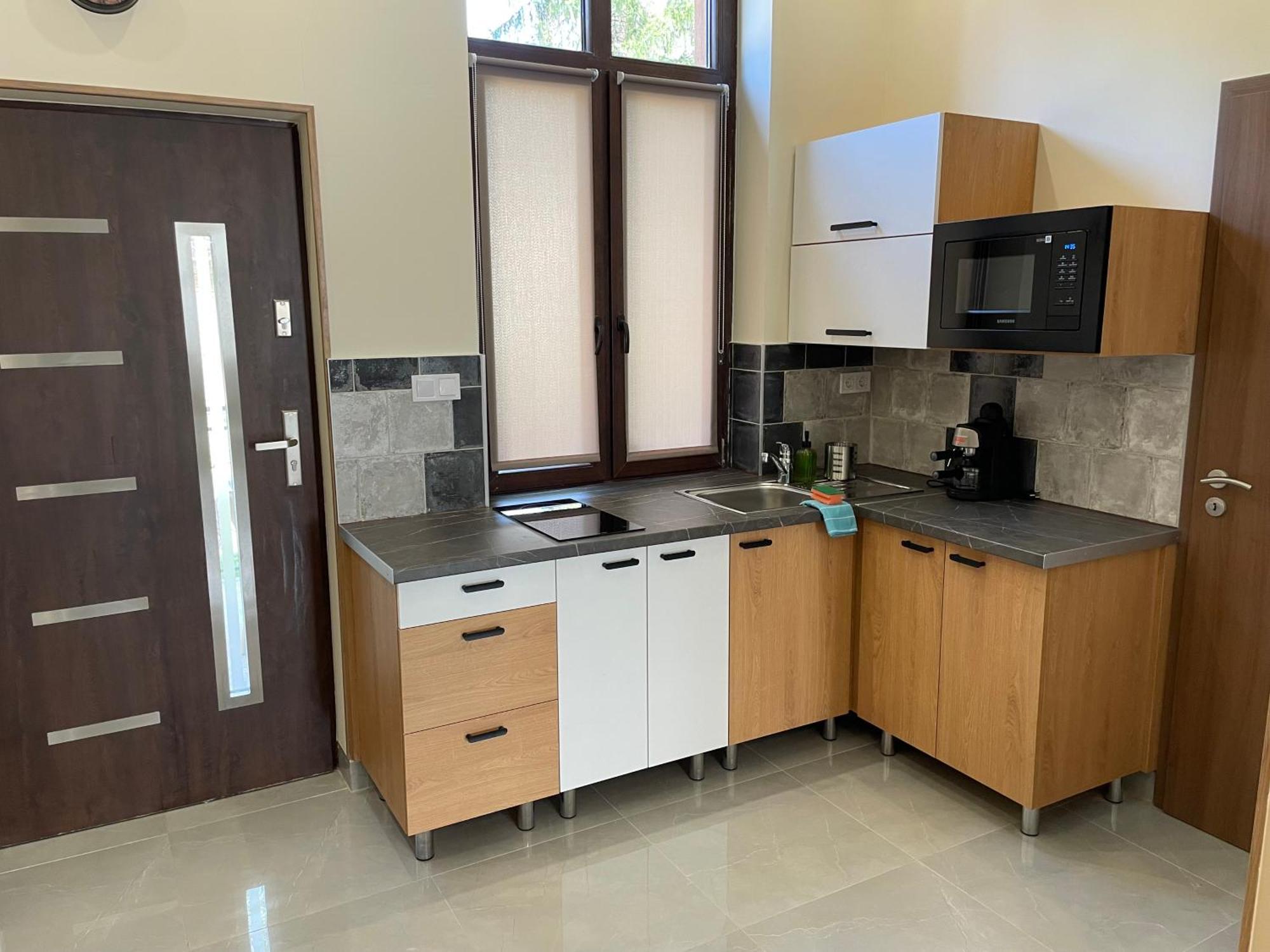 Kovacs Apartmanhaz Kiskunhalas Δωμάτιο φωτογραφία