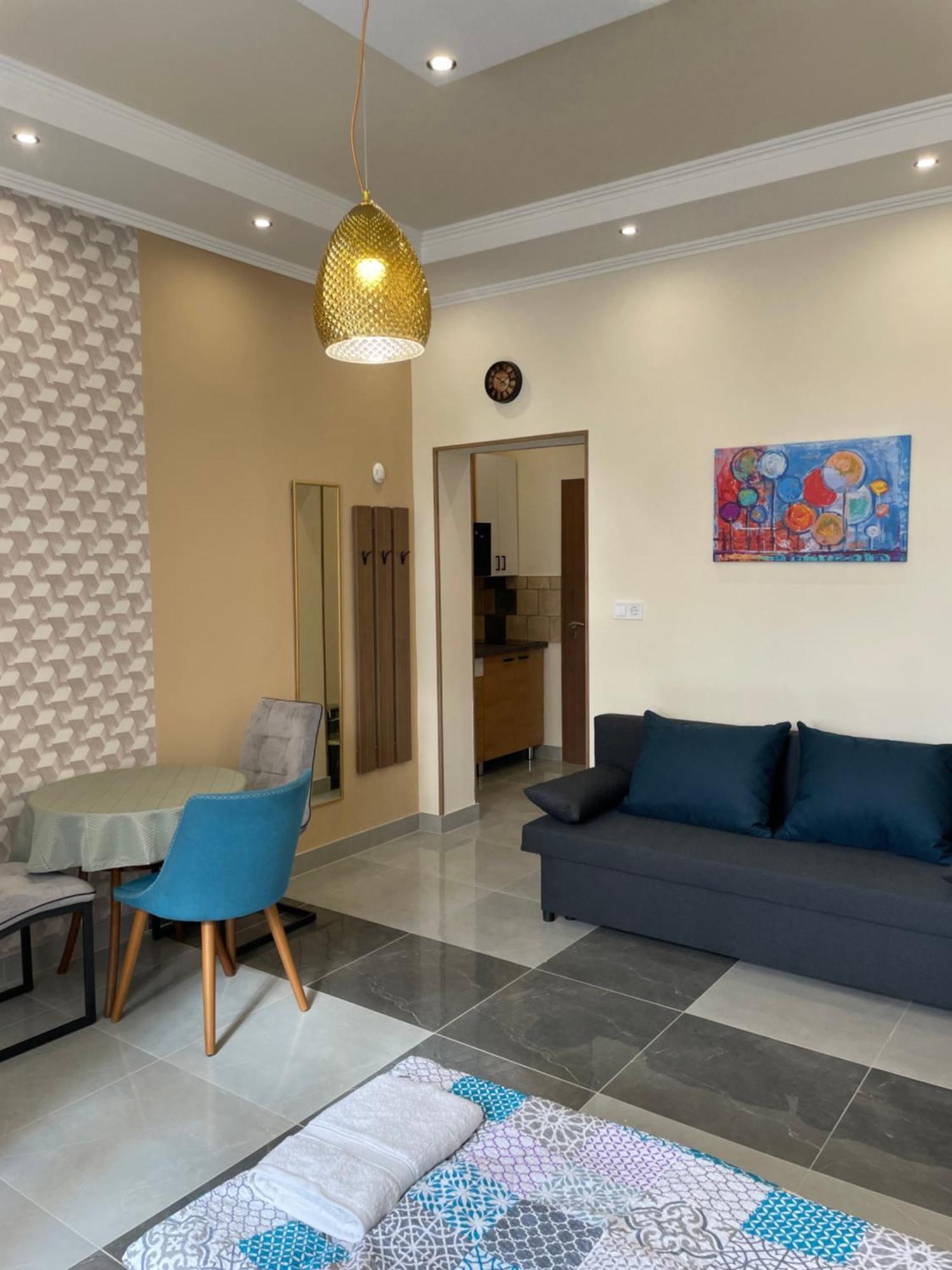 Kovacs Apartmanhaz Kiskunhalas Δωμάτιο φωτογραφία