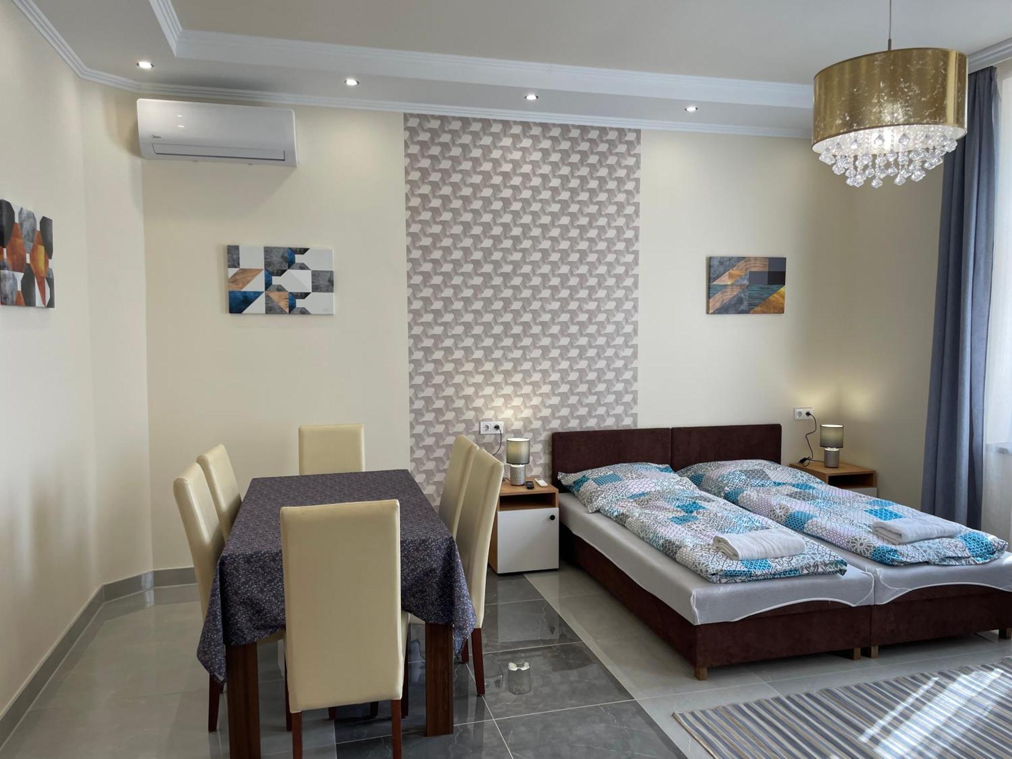 Kovacs Apartmanhaz Kiskunhalas Δωμάτιο φωτογραφία